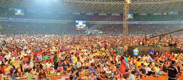 Suasana Natal Tiberias 2015 di Stadion Utama Gelora Bung Karno