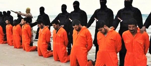 ISIS ketika hendak membunuh Orang-Orang Kristen Koptik