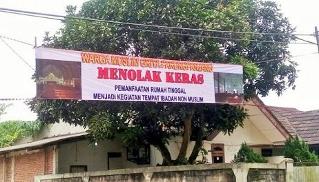 tiga gereja di parung panjang