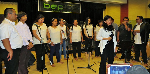 IMG_7059 (2) Lagu "KUDUS" Sing By Maria Soetopo