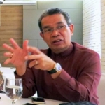 Pimpinan Gereja Injili Dunia Menolak Perkawinan Sejenis