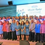 Taklukkan “Gunung” Pendidikan di Papua