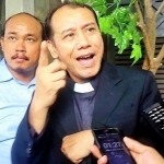 Ratapan Calon Ephorus HKBP Pdt Saut Sirait di Sinode Godang HKBP 2016: TIGA MENTERI TAK SATUPUN HADIR, “KELAS HKBP” DIPERTANYAKAN