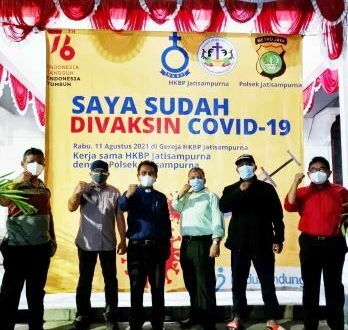 HKBP Jatisampurna Gandeng Polsek Gelar Vaksinasi "Merdeka"