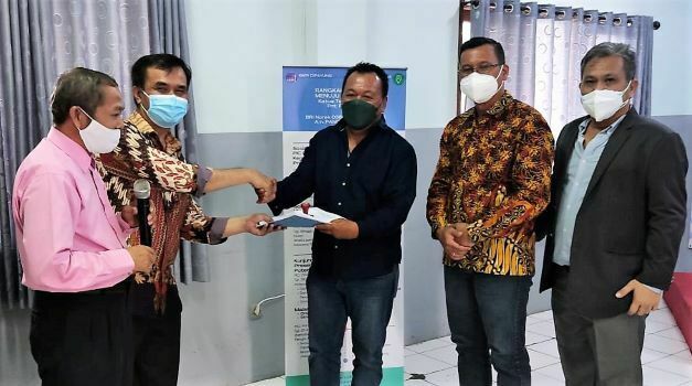 Penyerahan Berkas Administrasi dari Pengurus Lama kepada Pengurus Baru BKS Pria Daerah 1 Jabodetabec GKPI
