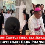 patung yesus kristus sibea-bea