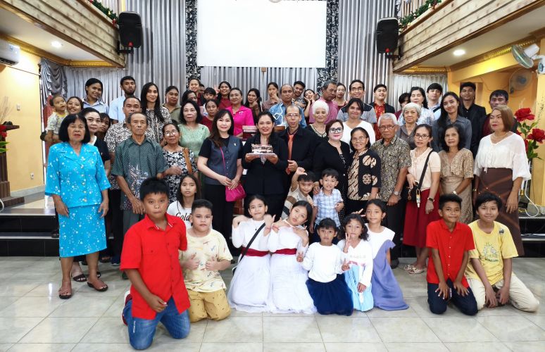 Lia Lau, Lia Laurent, PT. Limas Prima Plantation, PT. Merpati Palm Oil, PT. Palm Oil Consultindo, PT. IMF